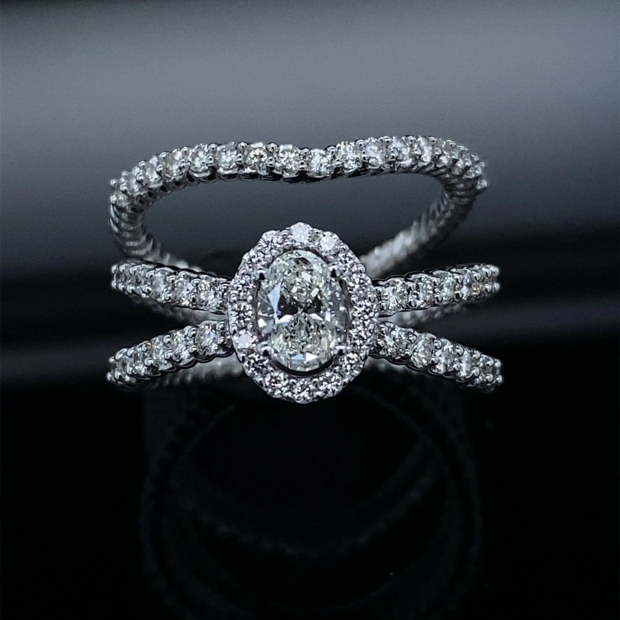 Rope V Halo Diamond Bridal Ring Set