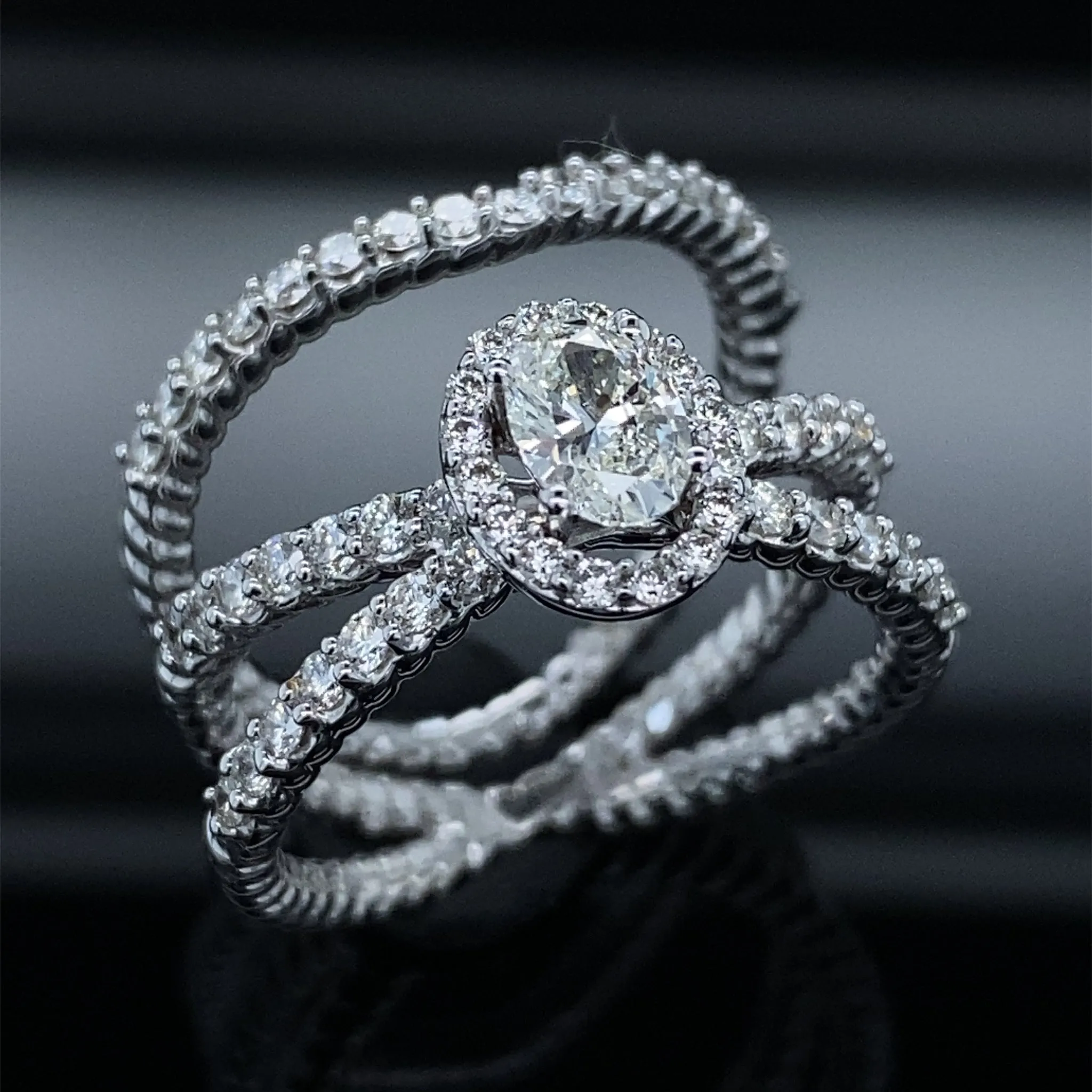 Rope V Halo Diamond Bridal Ring Set