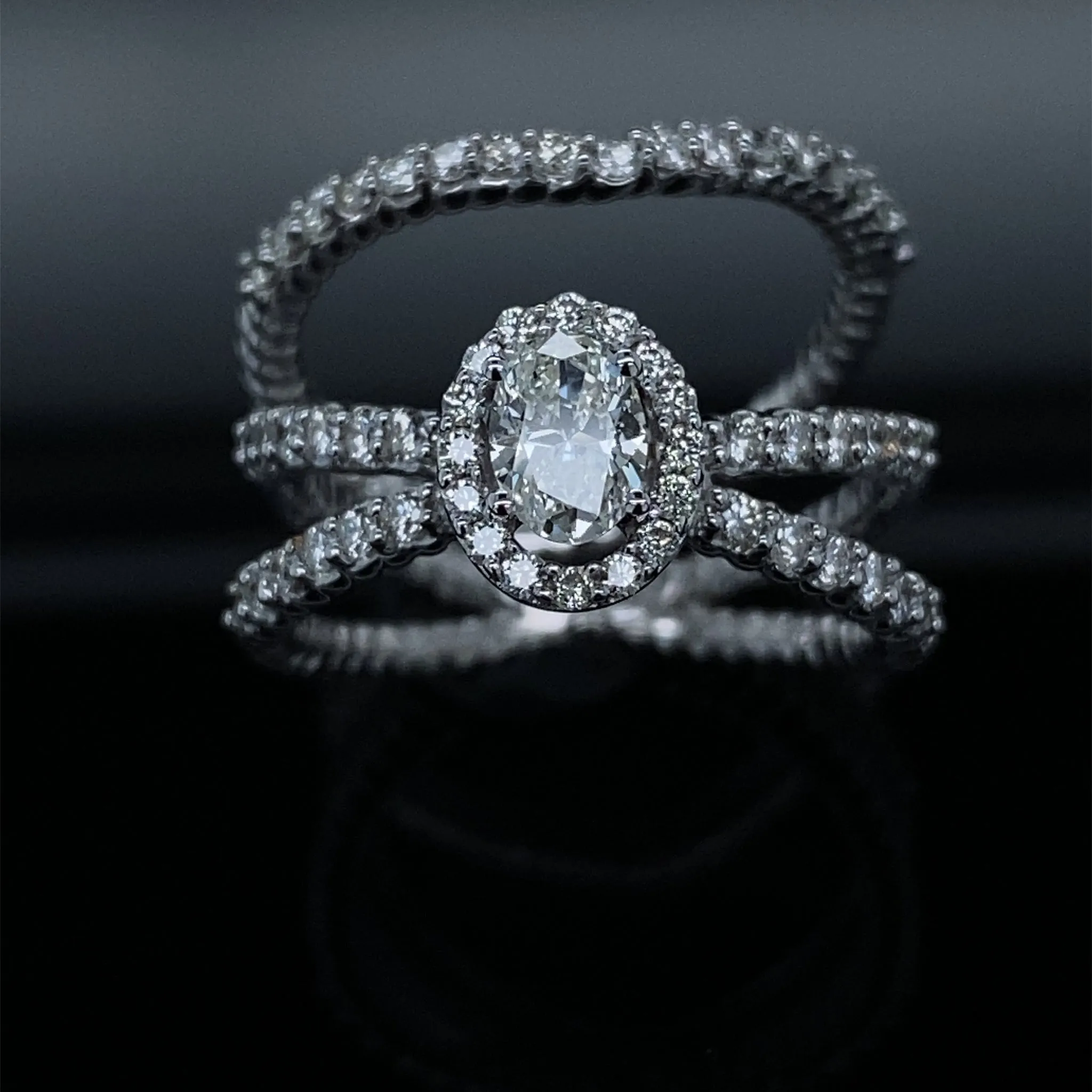 Rope V Halo Diamond Bridal Ring Set