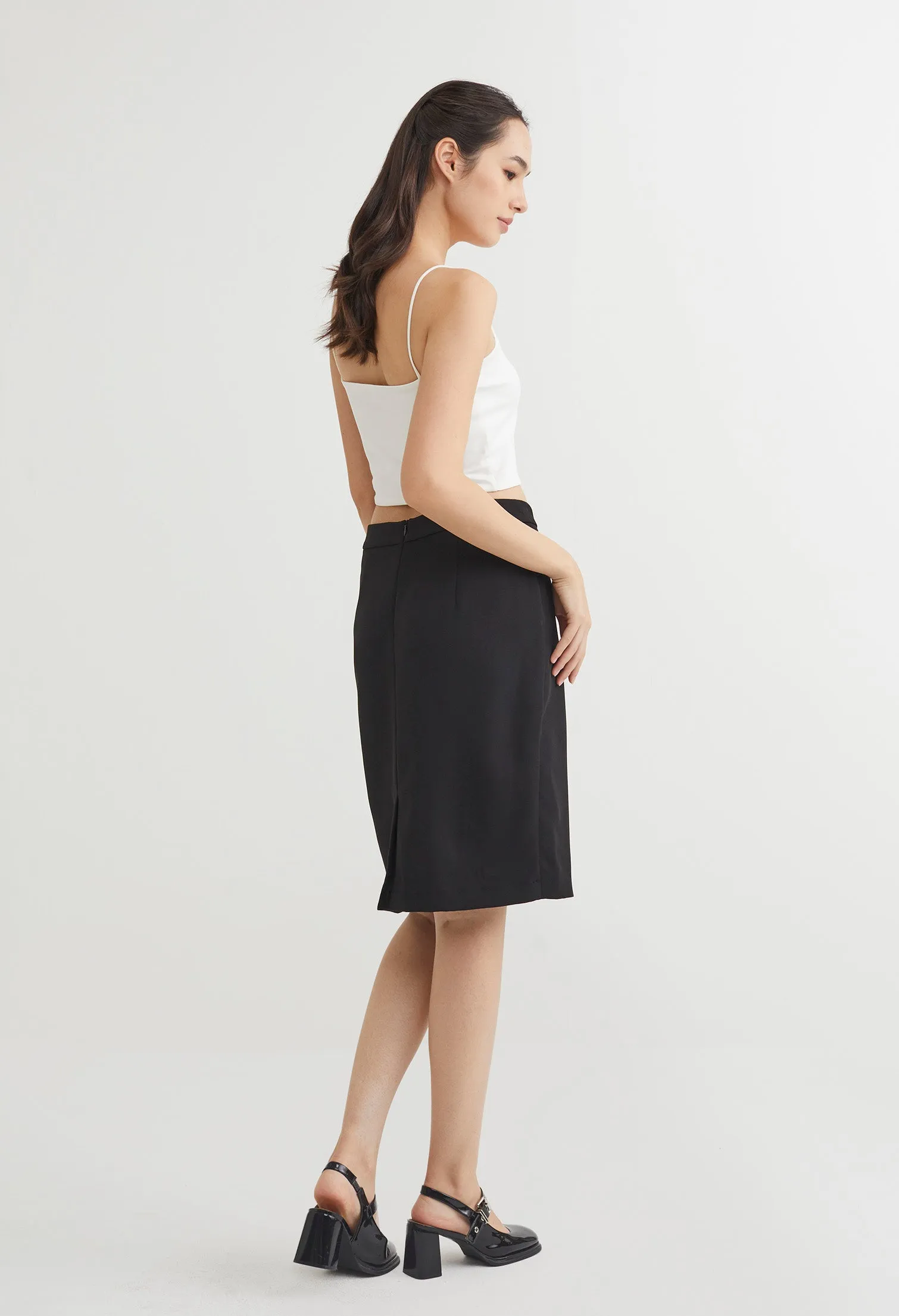 Scallop Hemmed Pencil Skirt