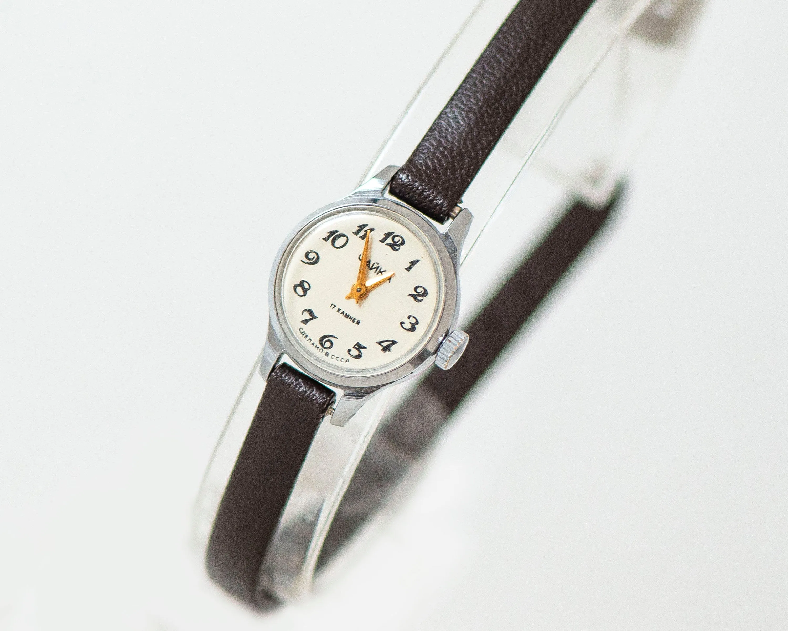 Simple watch for women Seagull vintage, women's watch silver shade tiny wrist, Arabic numerals wristwatch delicate accessory, leather strap