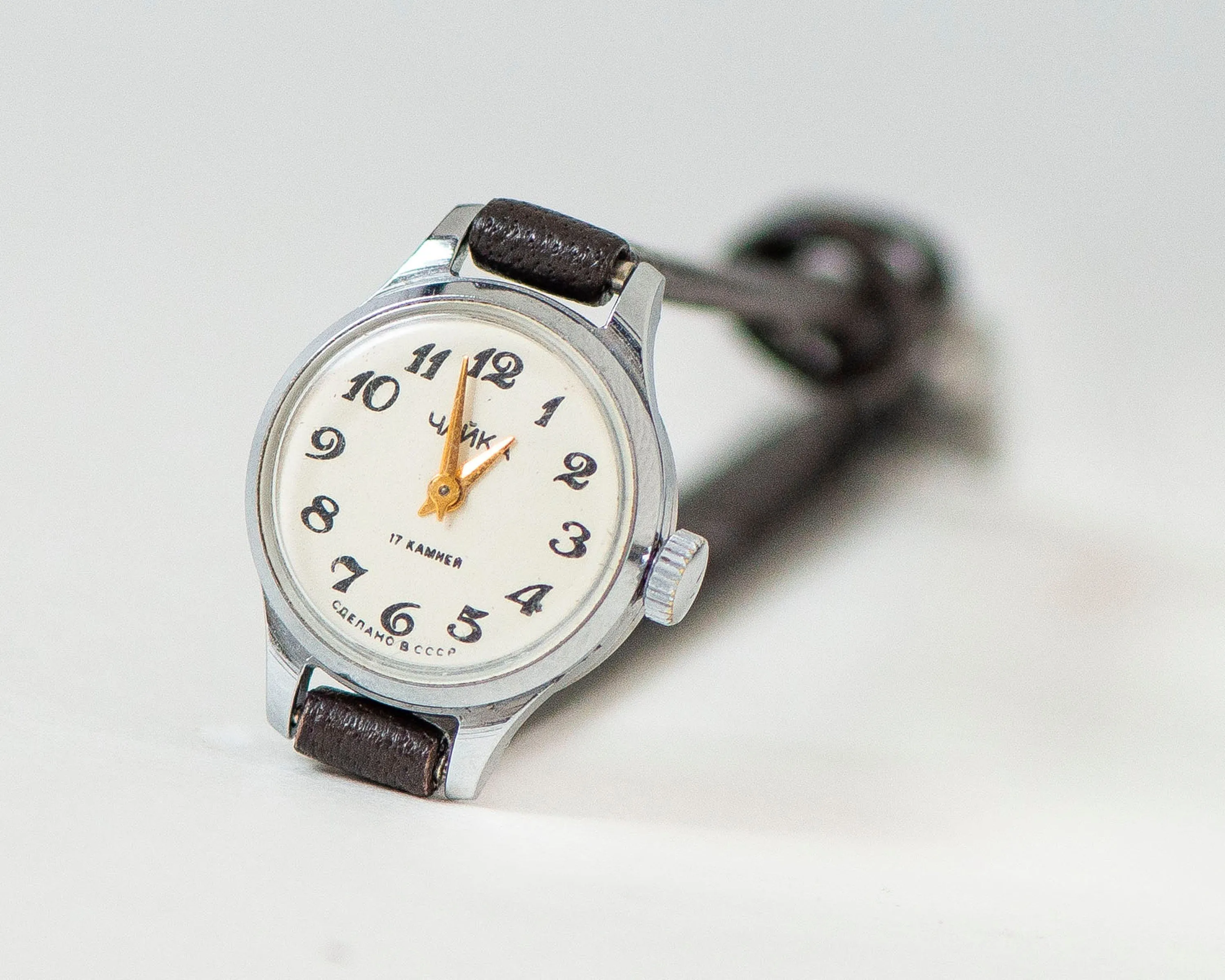 Simple watch for women Seagull vintage, women's watch silver shade tiny wrist, Arabic numerals wristwatch delicate accessory, leather strap