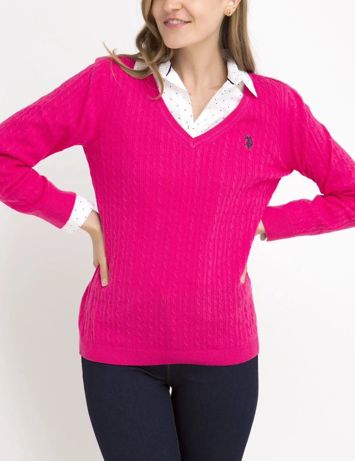 SOLID CABLE V-NECK SWEATER
