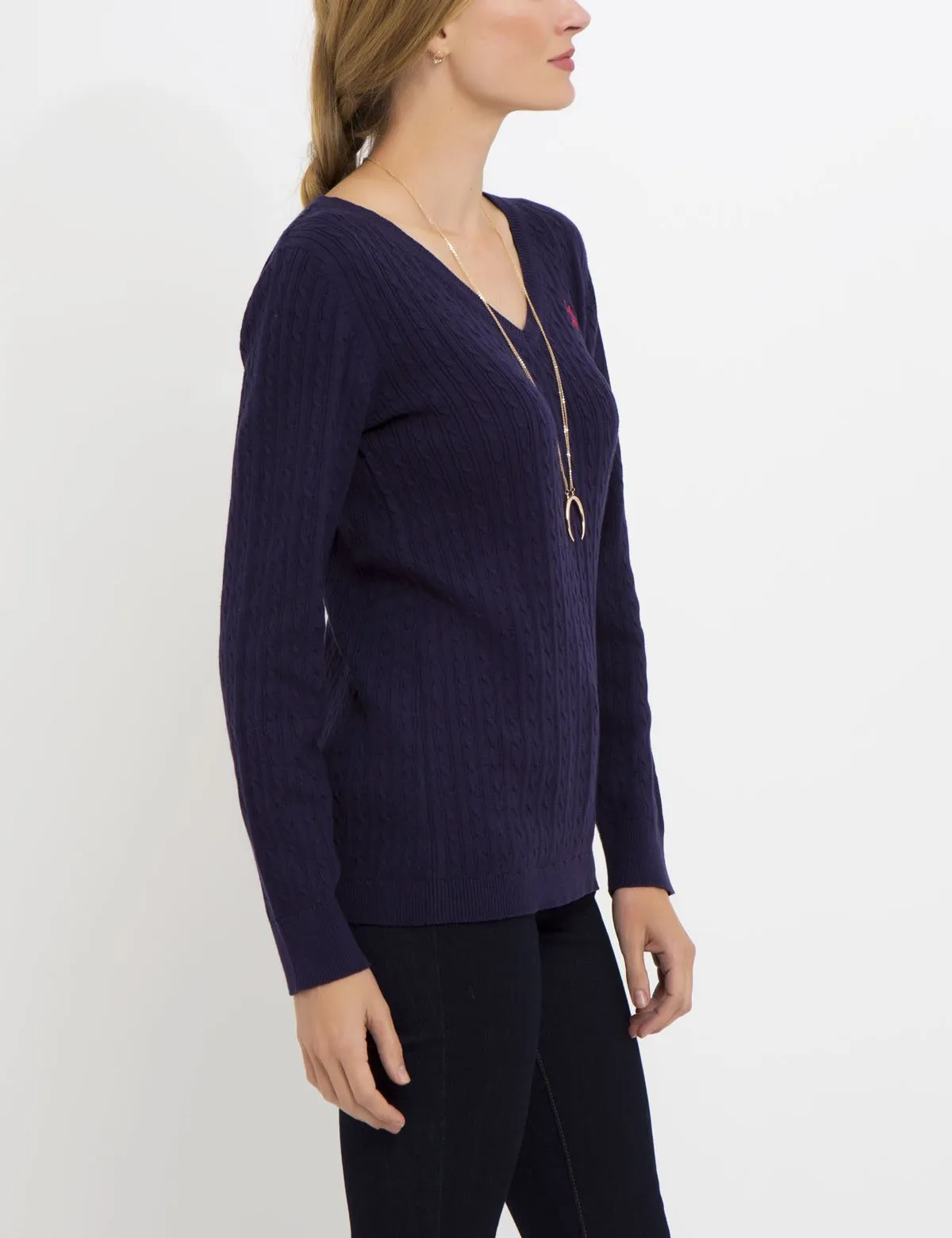 SOLID CABLE V-NECK SWEATER