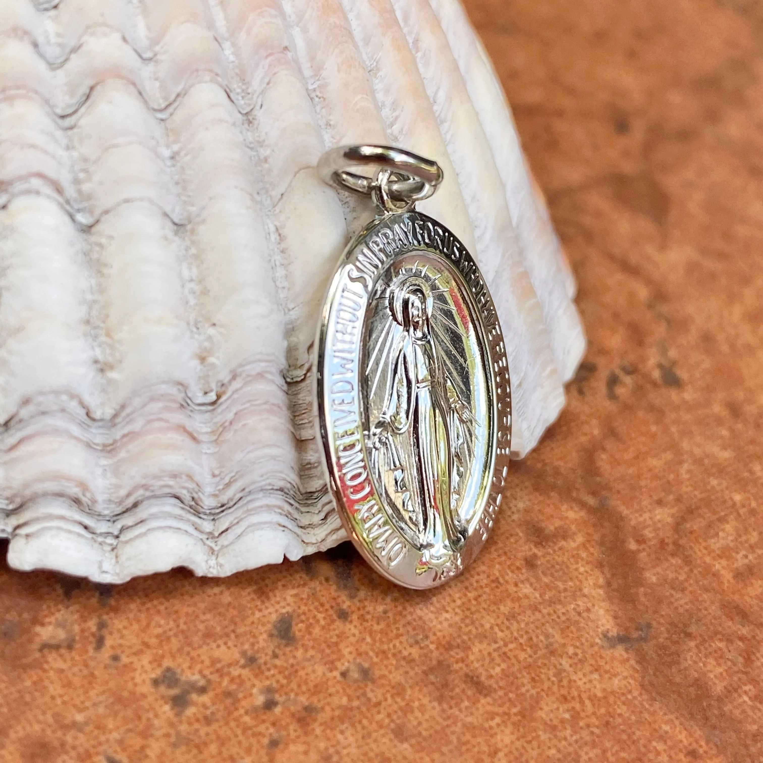 Sterling Silver Polished Oval Miraculous Medal Pendant 25mm