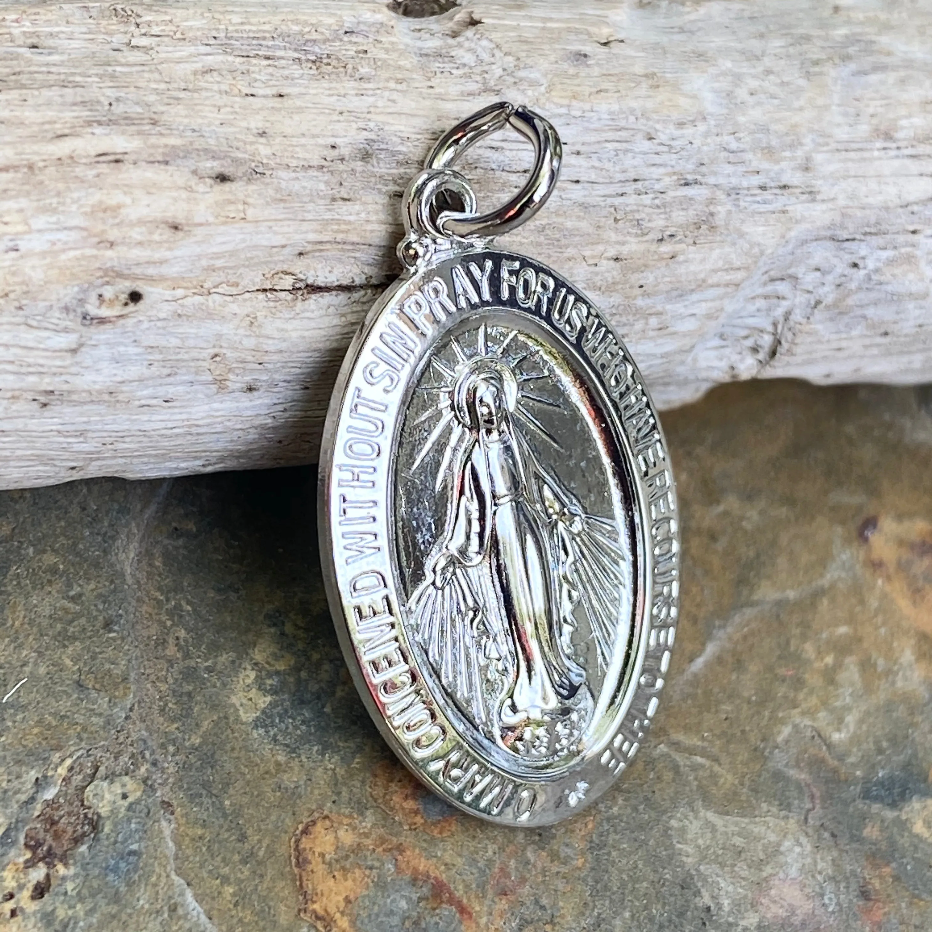 Sterling Silver Polished Oval Miraculous Medal Pendant 30mm
