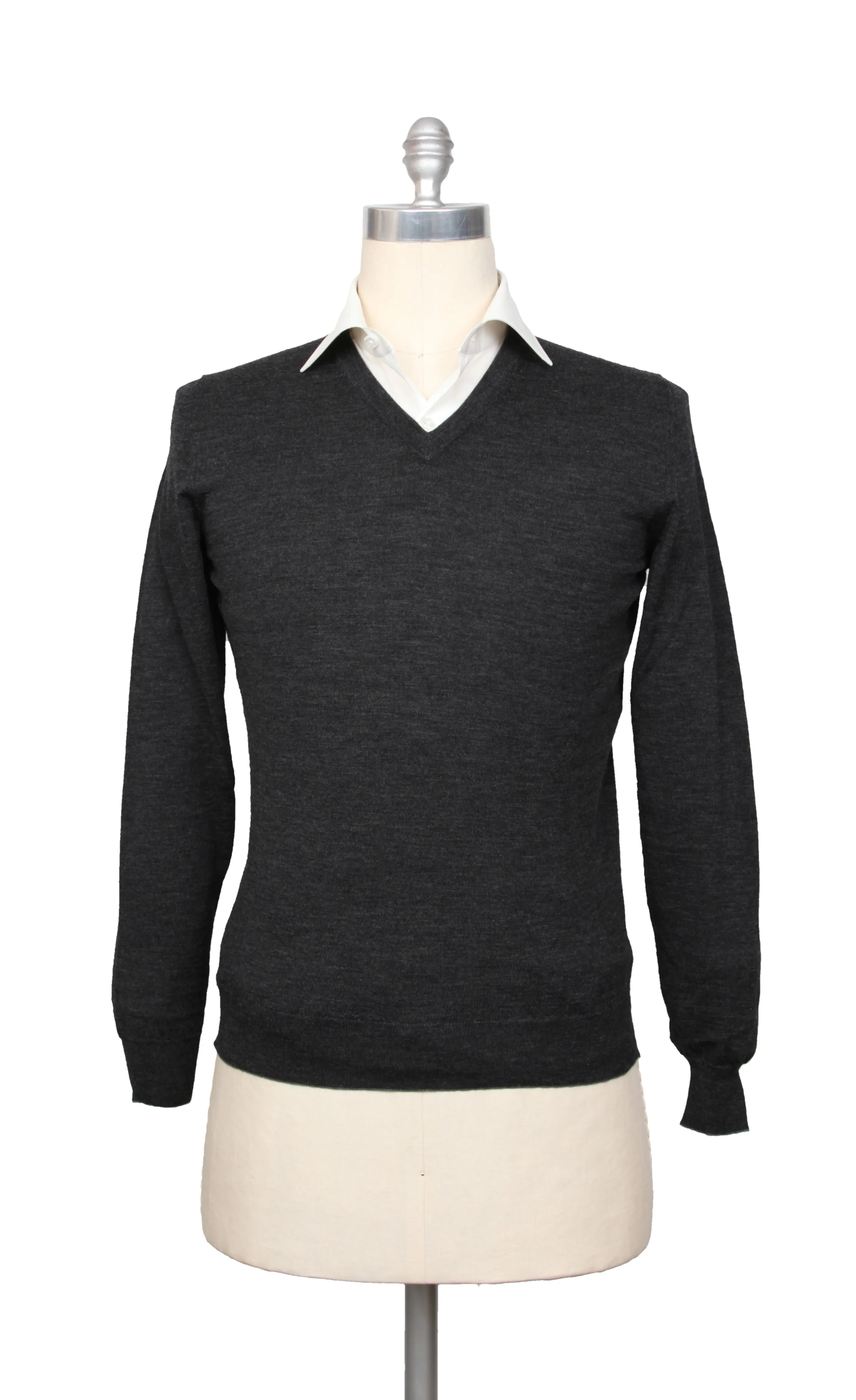 Svevo Parma Charcoal Gray V-Neck Sweater