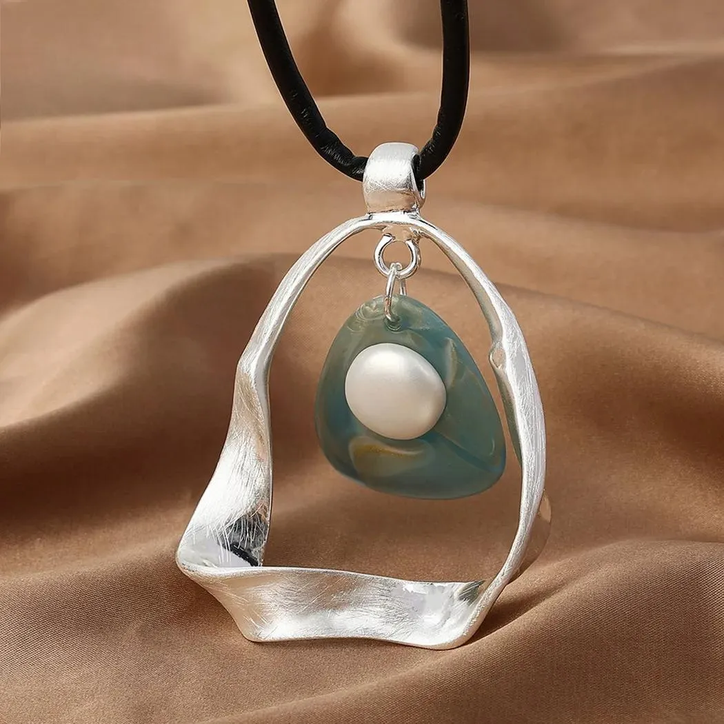 Trend Geometric Resin Necklace New in Long Chains Goth Accessories