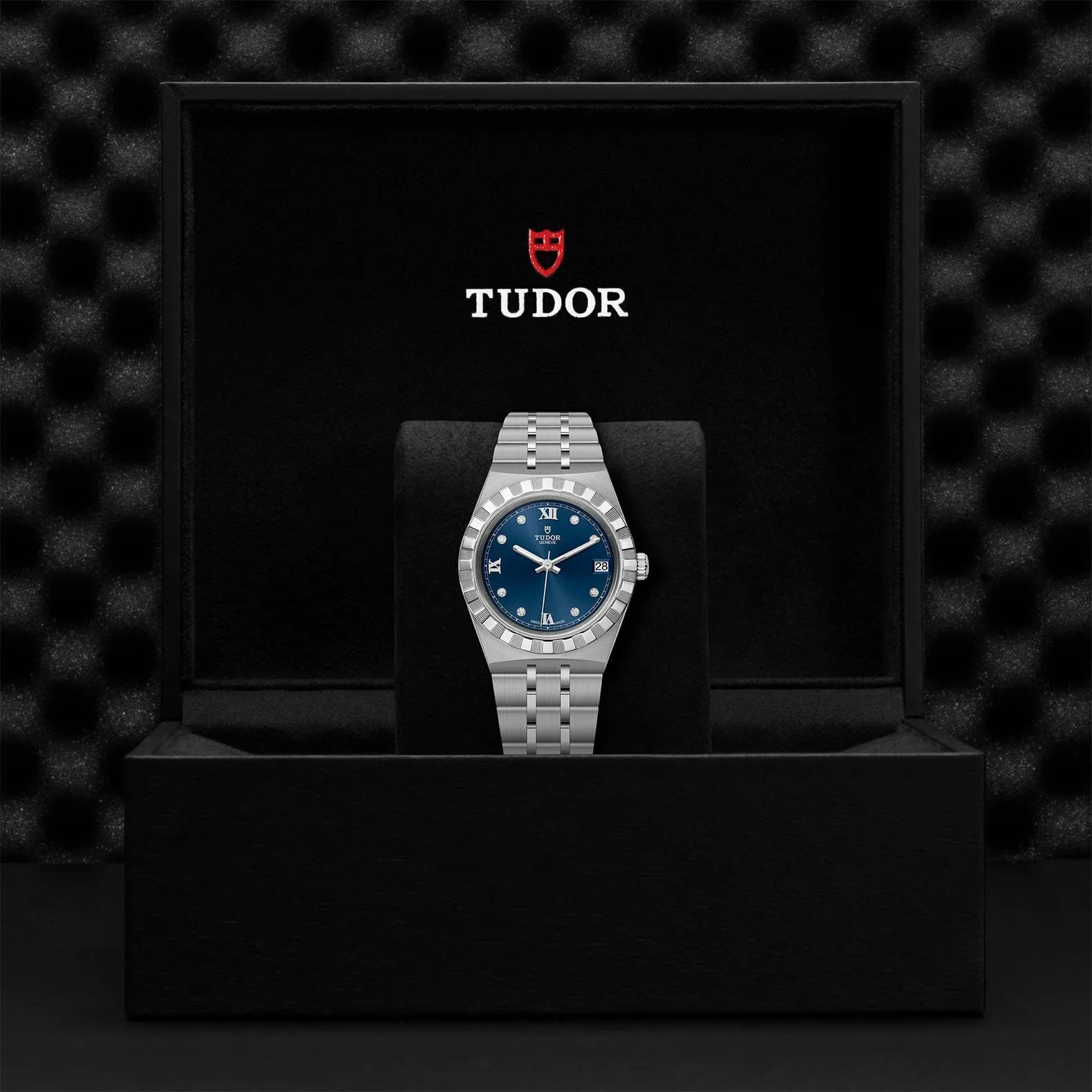 TUDOR Royal