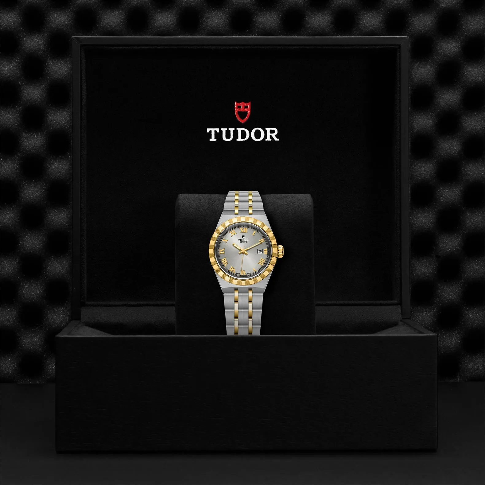 TUDOR Royal