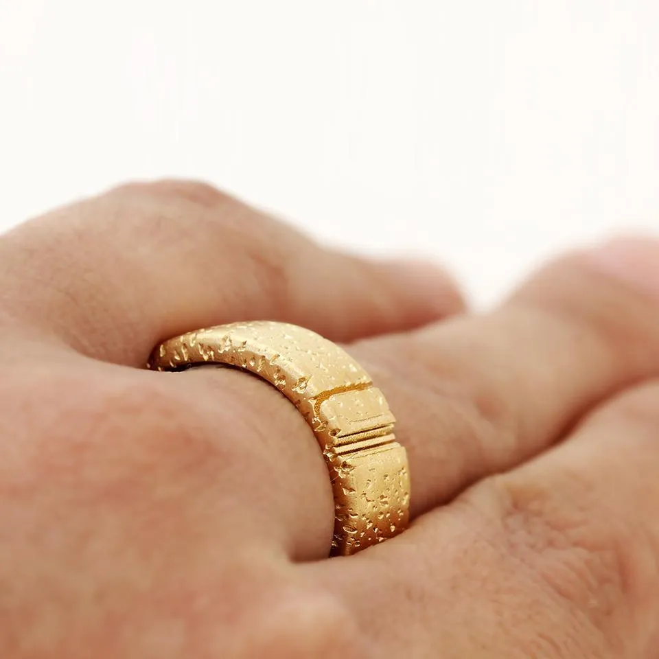 Unique mens wedding bands