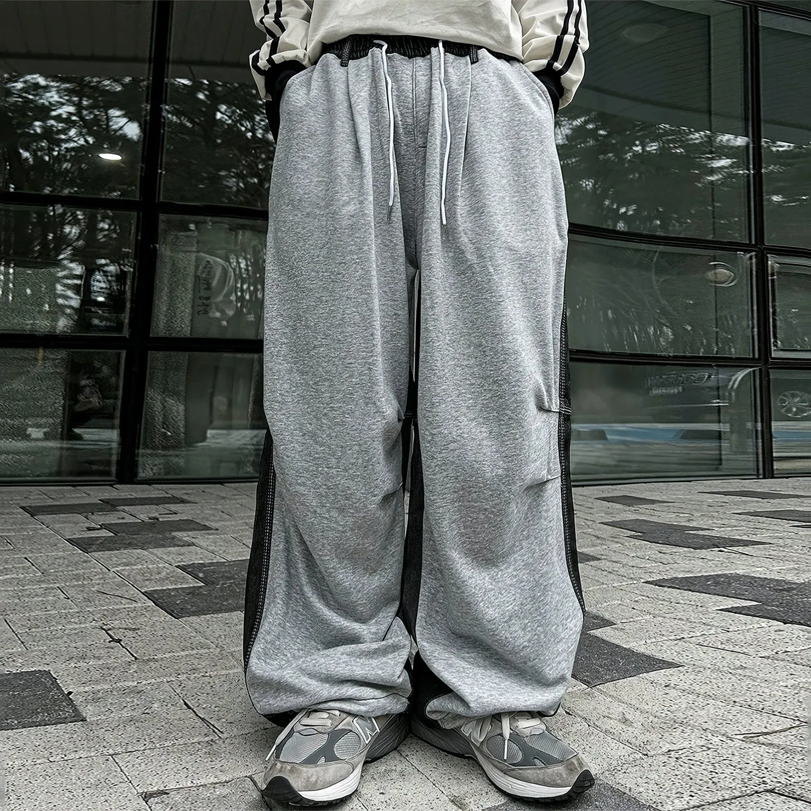 Wide-Leg Contrast Stitching Pants