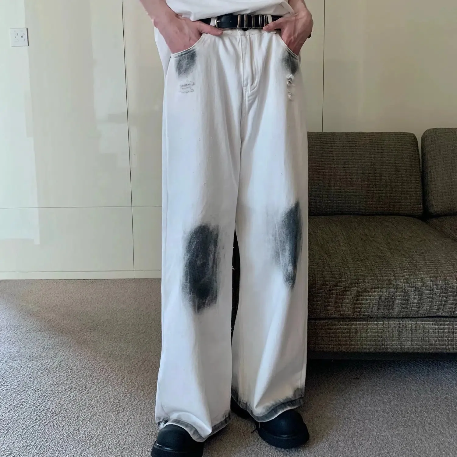 Wide-leg Straight-leg Jeans