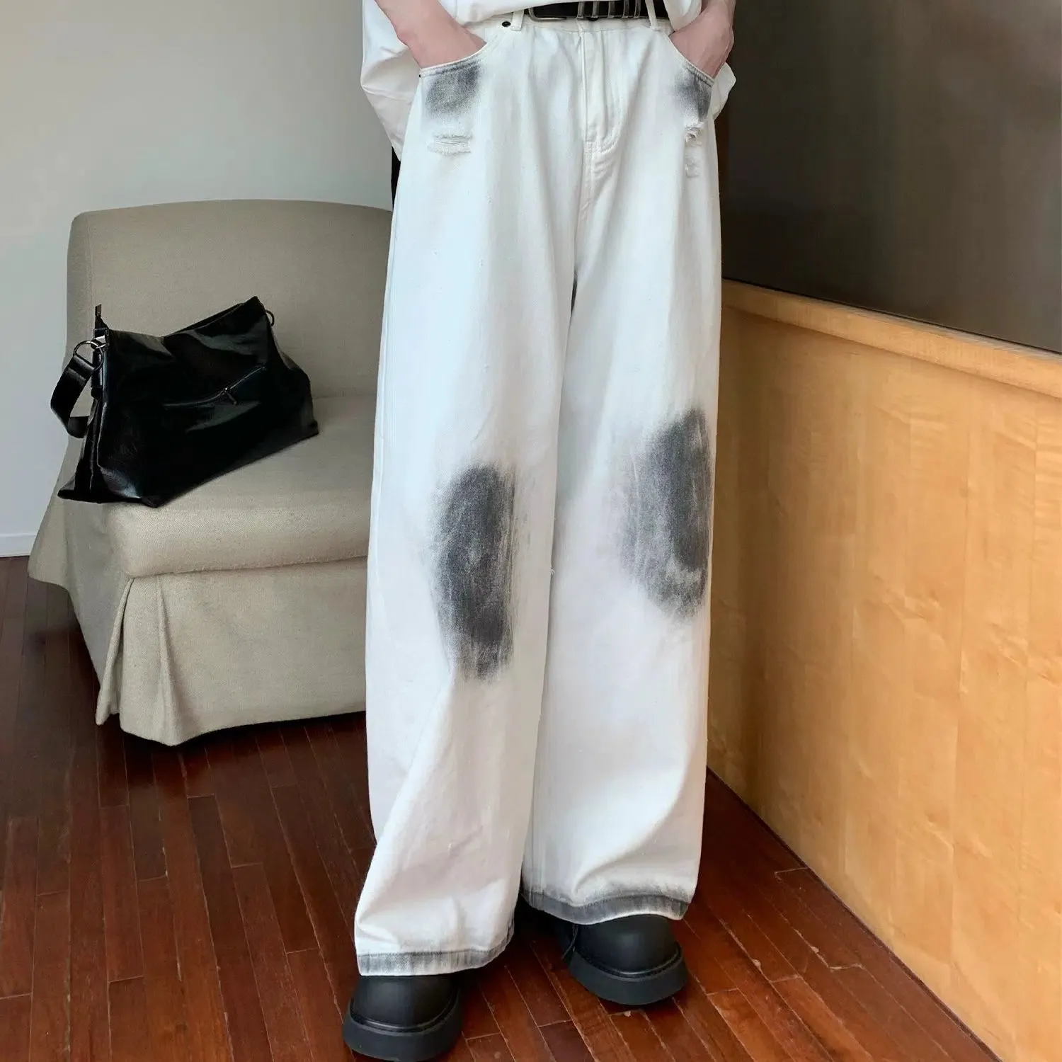 Wide-leg Straight-leg Jeans