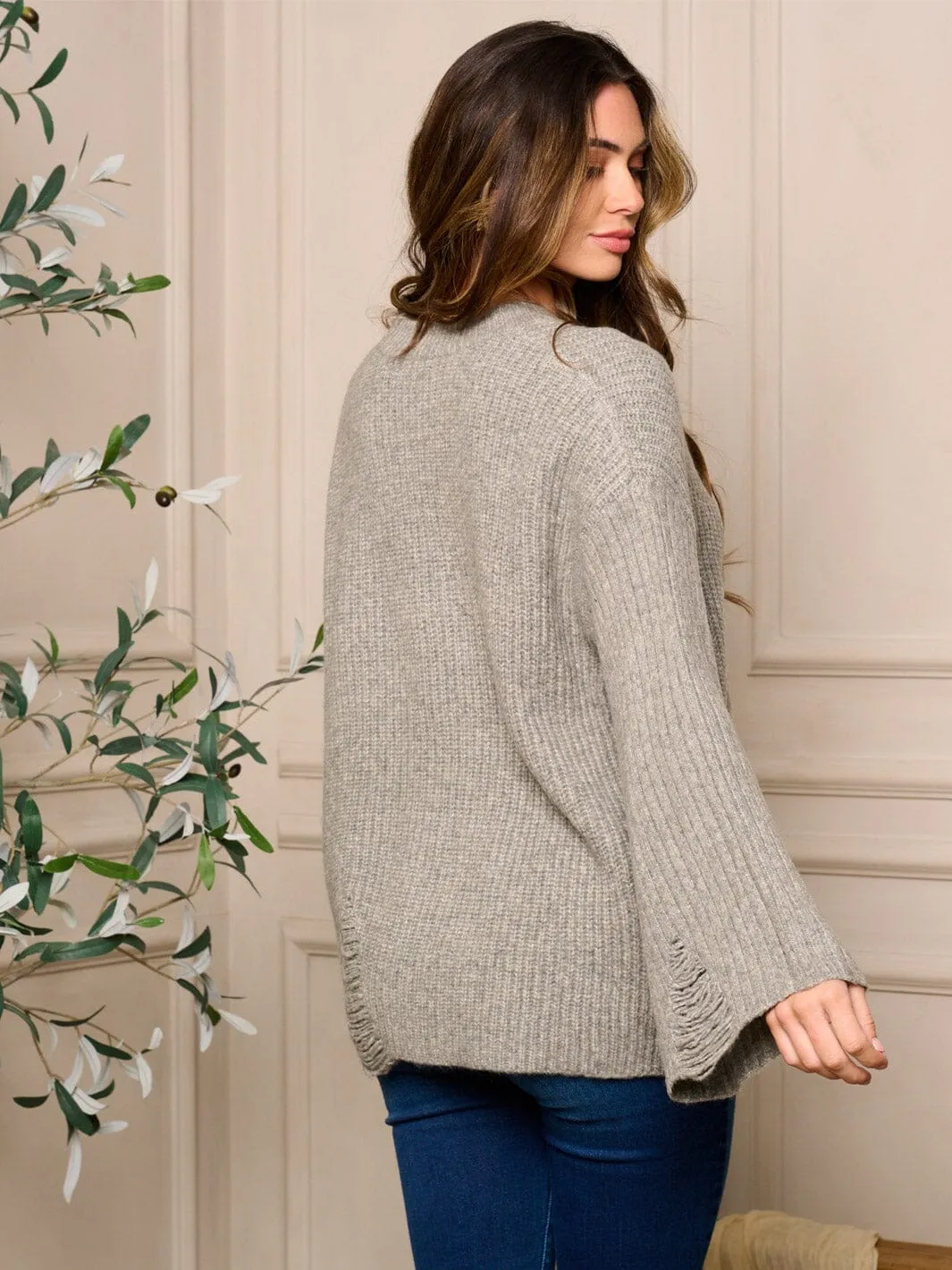 WOMEN'S LONG BELL SLEEVE DISTRESS DETAILED SWEATER