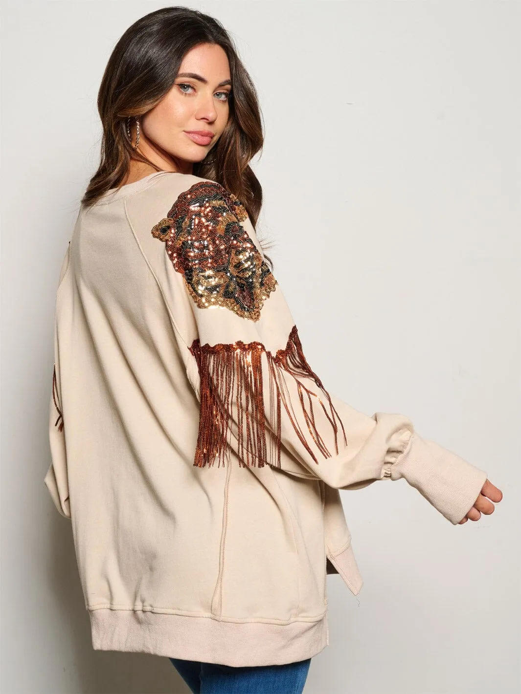WOMEN'S LONG SLEEVE GRAPHIC SEQUINS DETAILED PULLOVER SWEATER