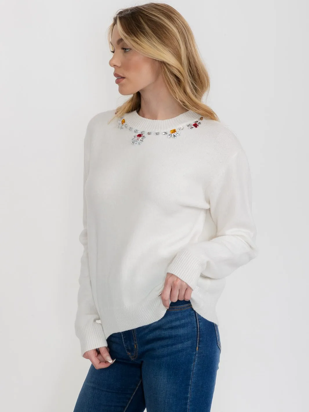 WOMEN'S LONG SLEEVE STUDS DETAILED COLLAR PULLOVER SWEATER
