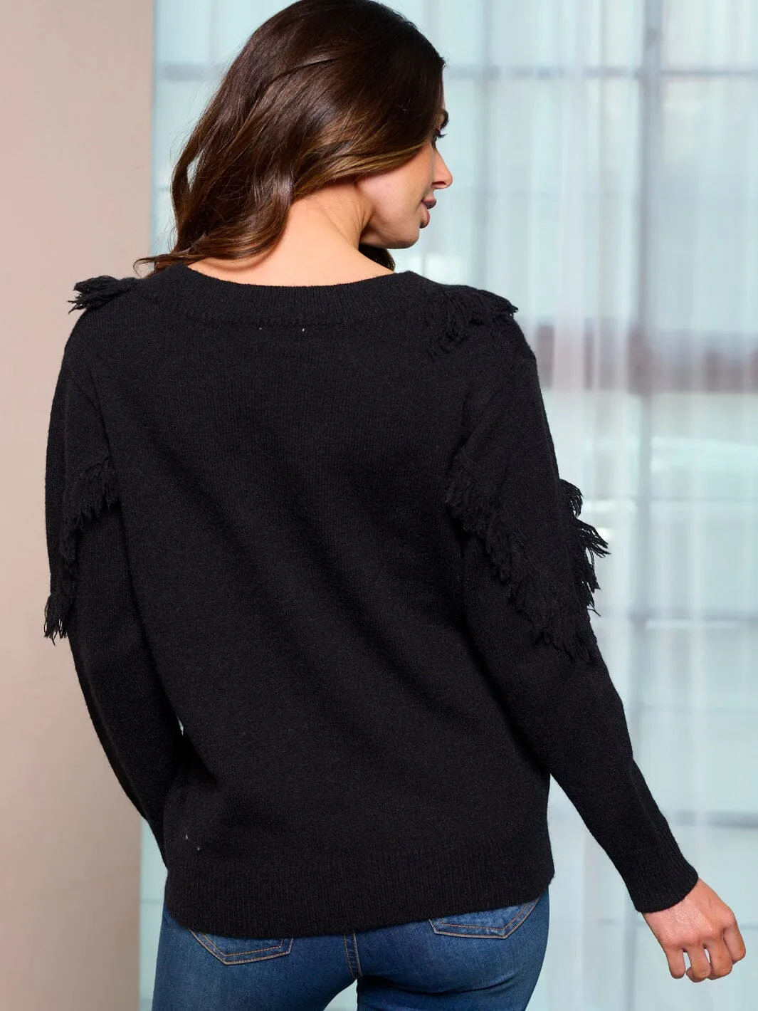 WOMEN'S LONG SLEEVE V-NECK FRINGE DETILED PULLOVER SWEATER