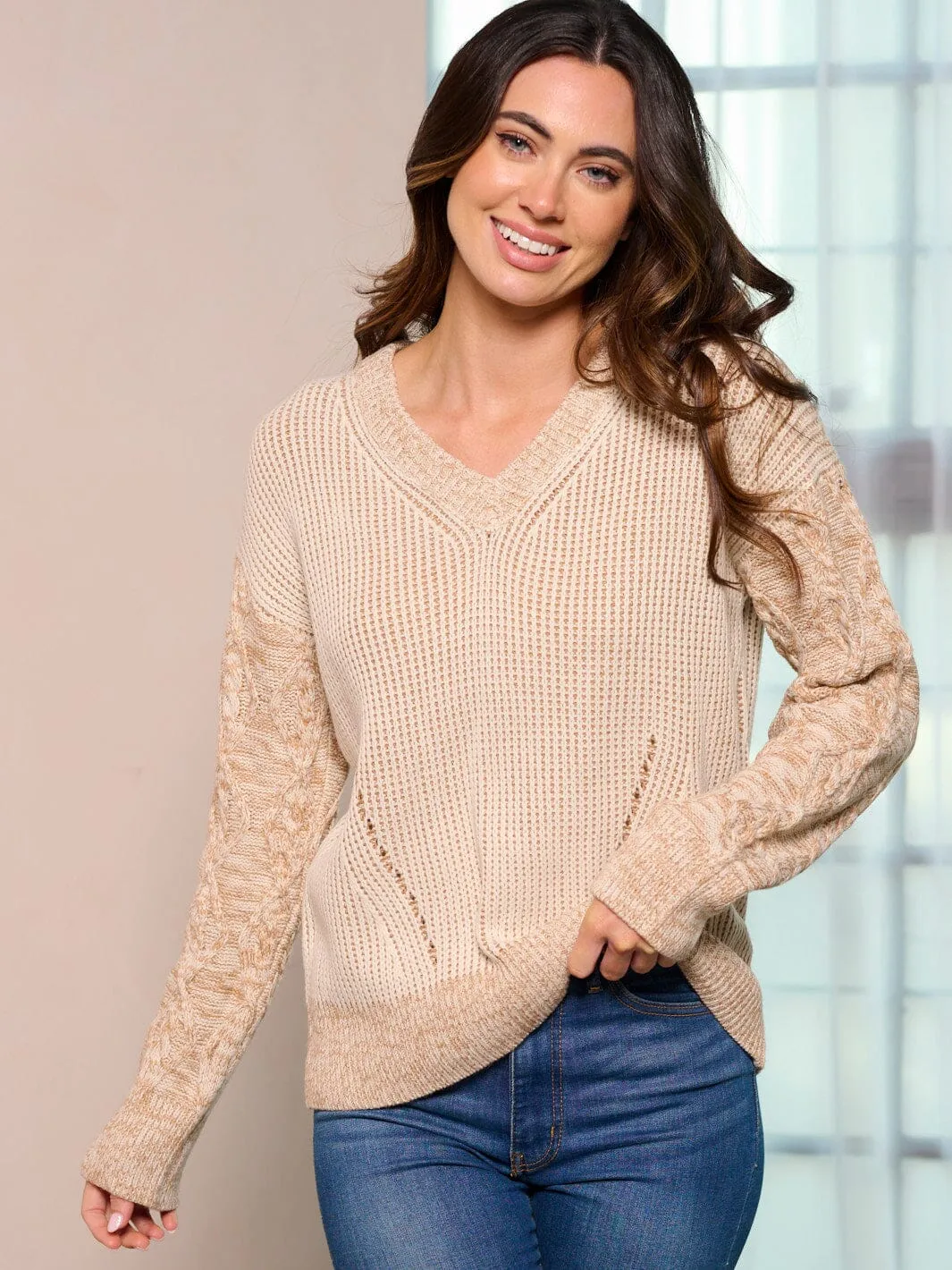 WOMEN'S LONG SLEEVE V-NECKDETAILED PULLOVER SWEATER