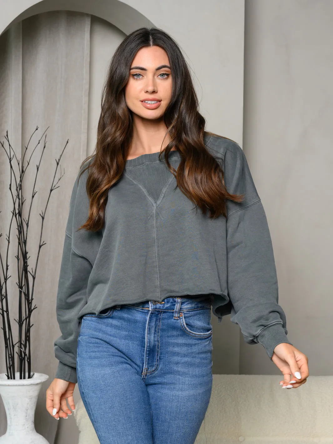 WOMEN'S LONG SLEEVE WASHED PULLOVER SWEATER