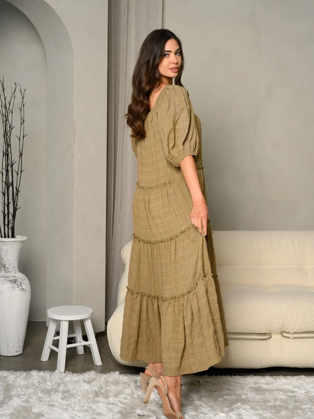 WOMEN'S PUFF SLEEVE MULTI TIERED MAXI DRESS