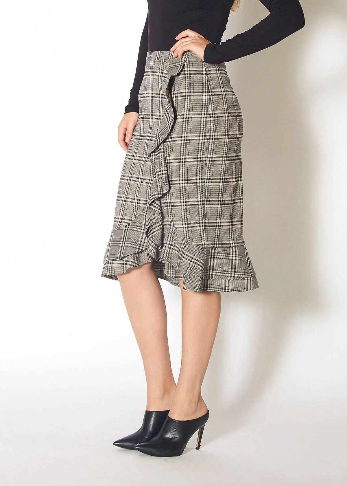 Women's Ruffle Trimmed Pencil Skirt in Black Plaid