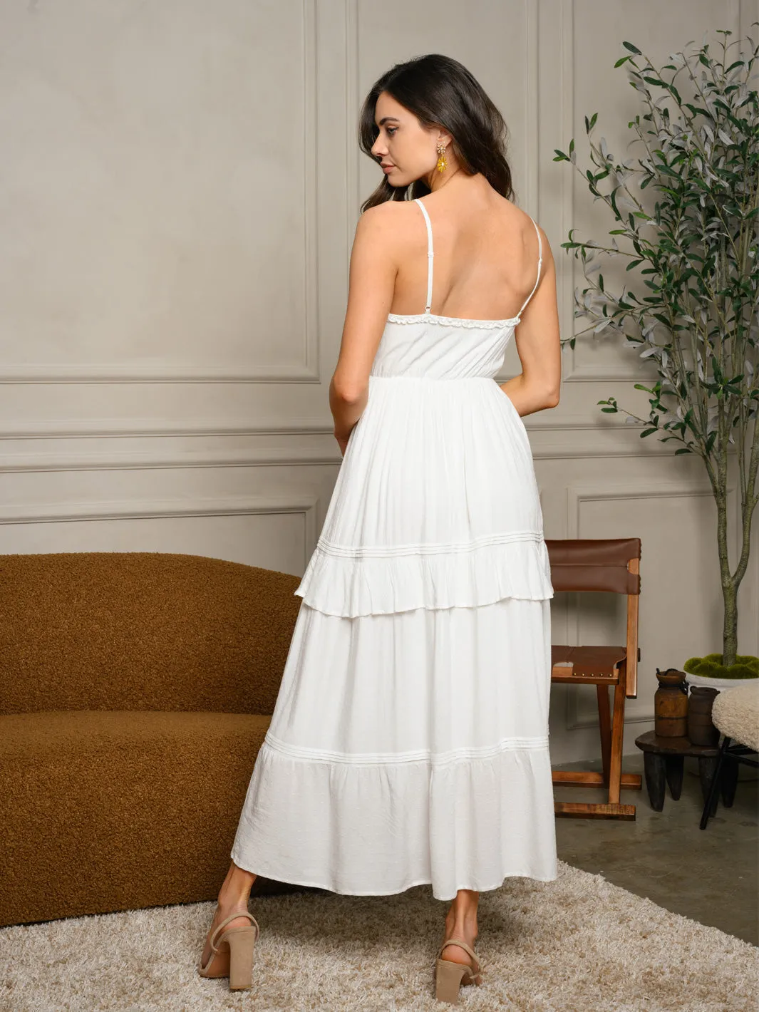 WOMEN'S TIERED SLEEVELESS SWISS DOT MAXI DRESS