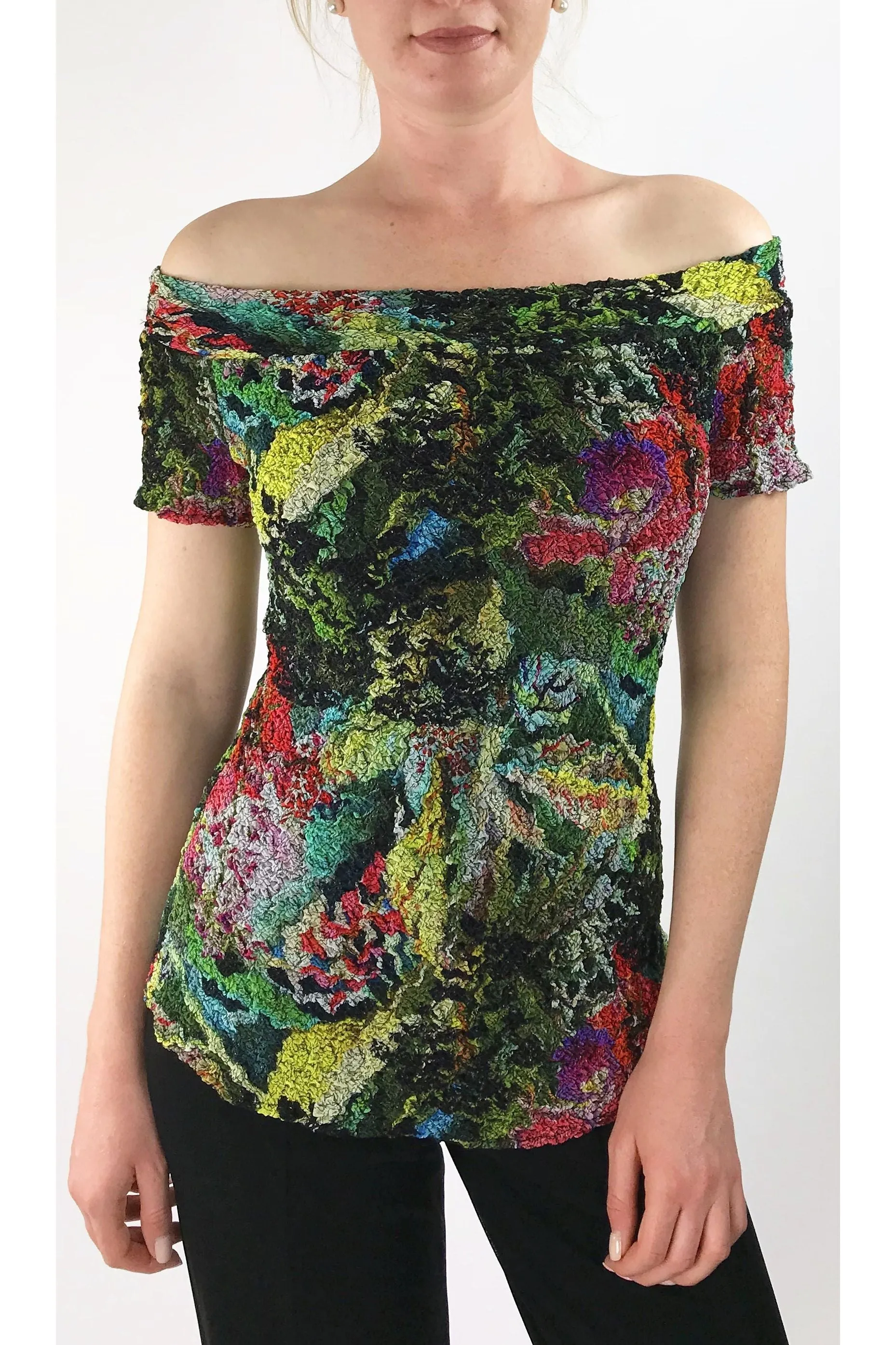 YULIA-G Off Shoulder Short Sleeve Puckered Print Top
