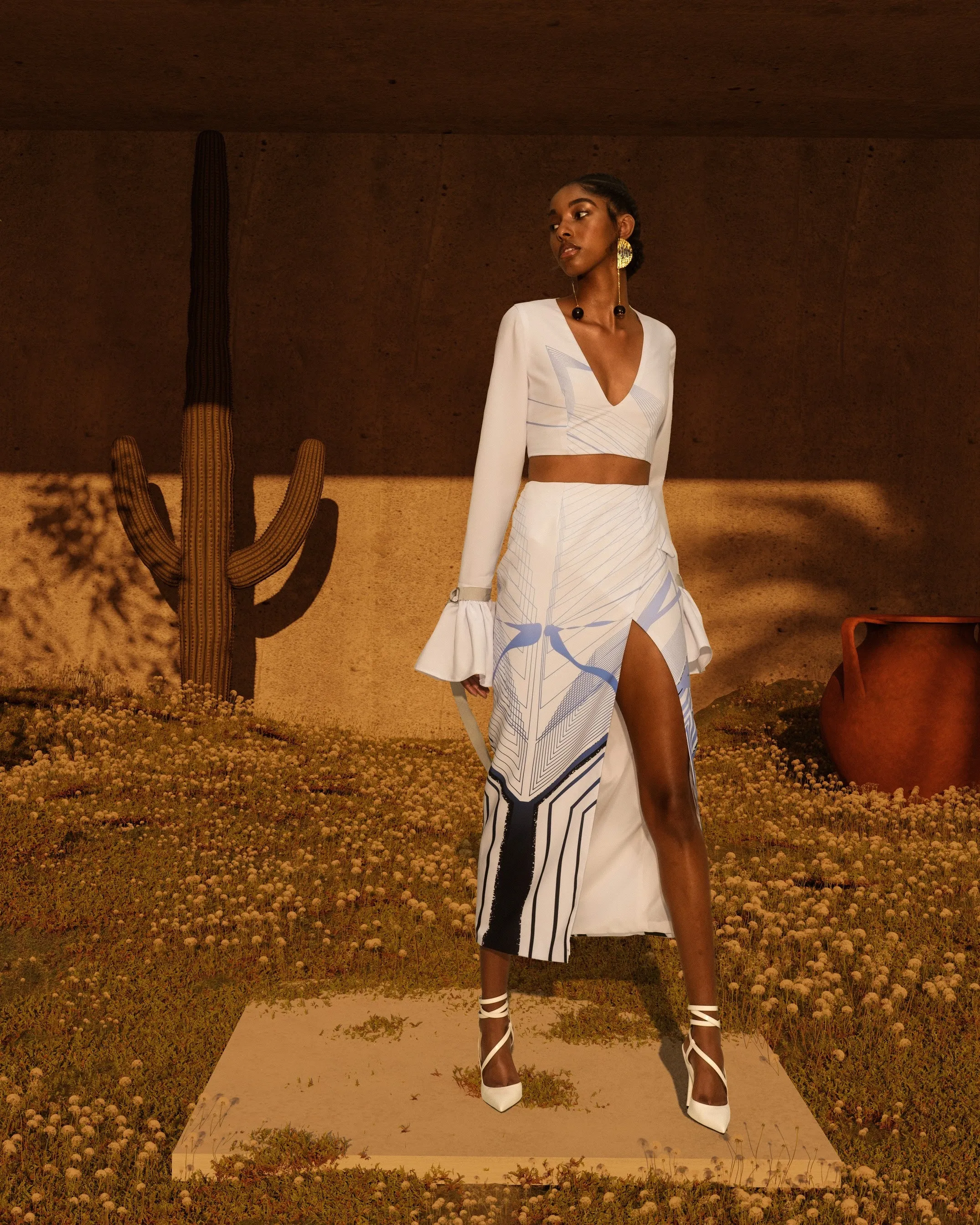 ZANE | High Waist Ankle Skirt in Blue and White Print