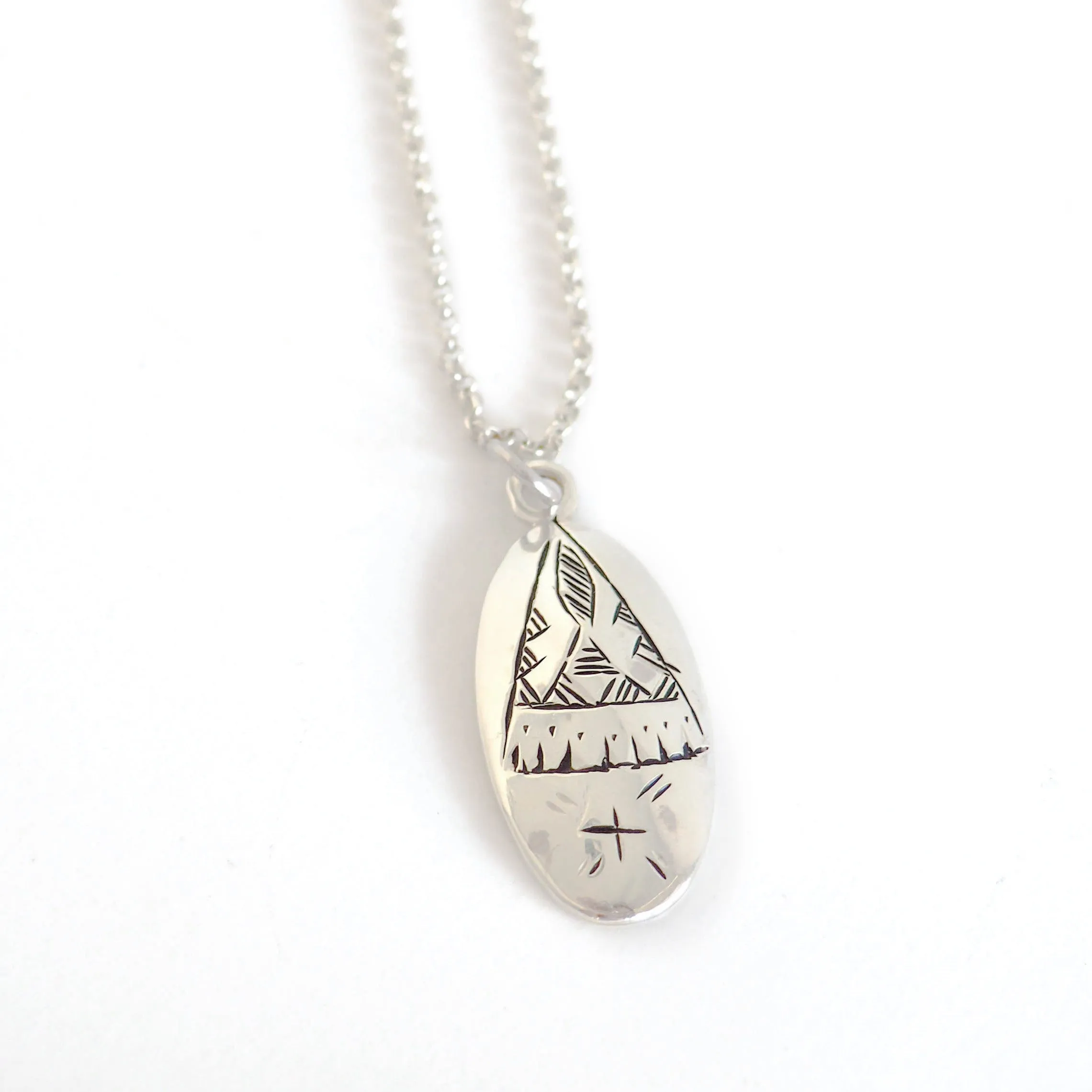 Ziri Pendant Necklace